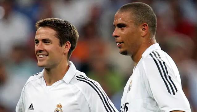 他总能以坚 他总能以坚